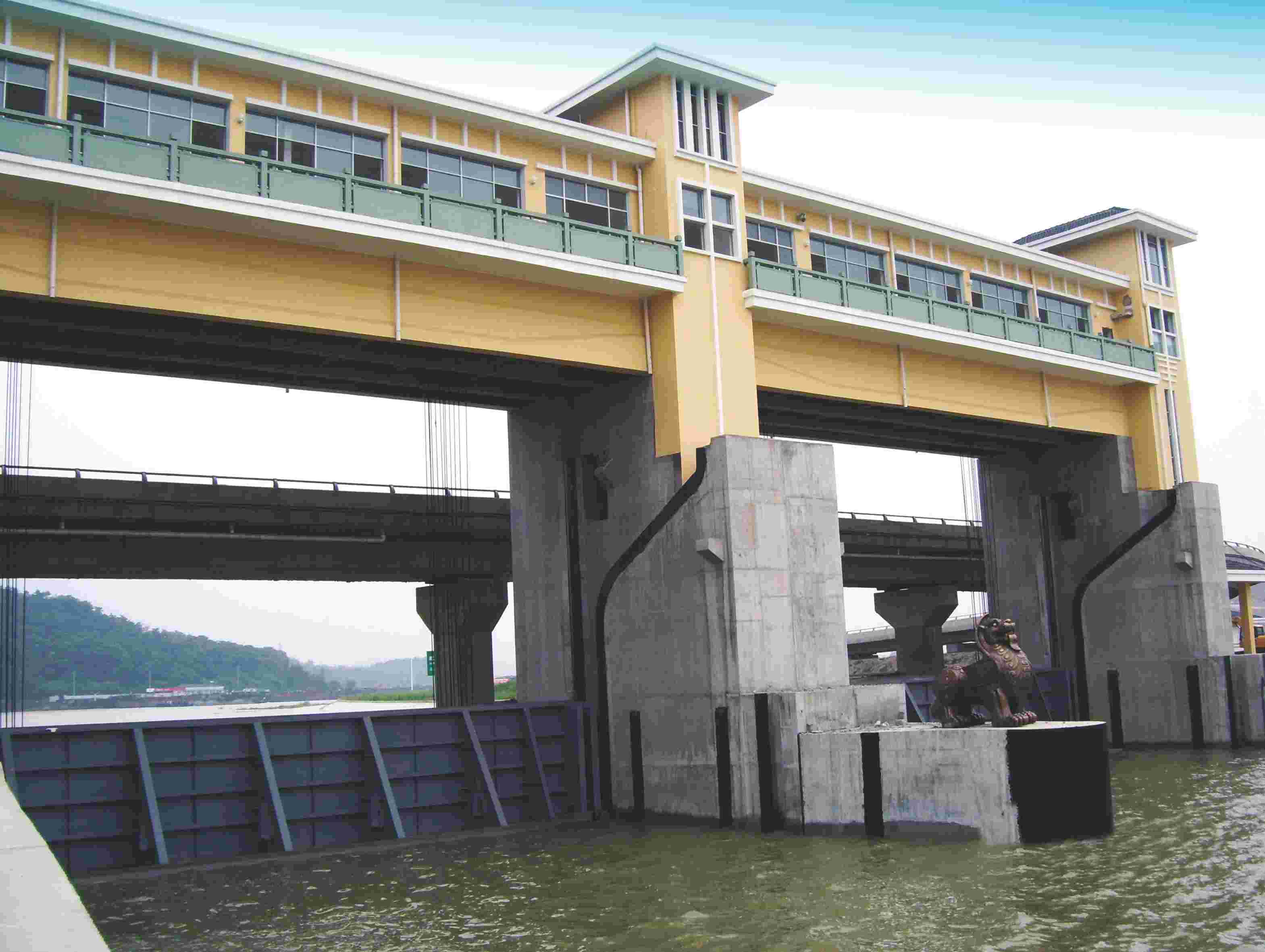 �㽭�����괬բ����