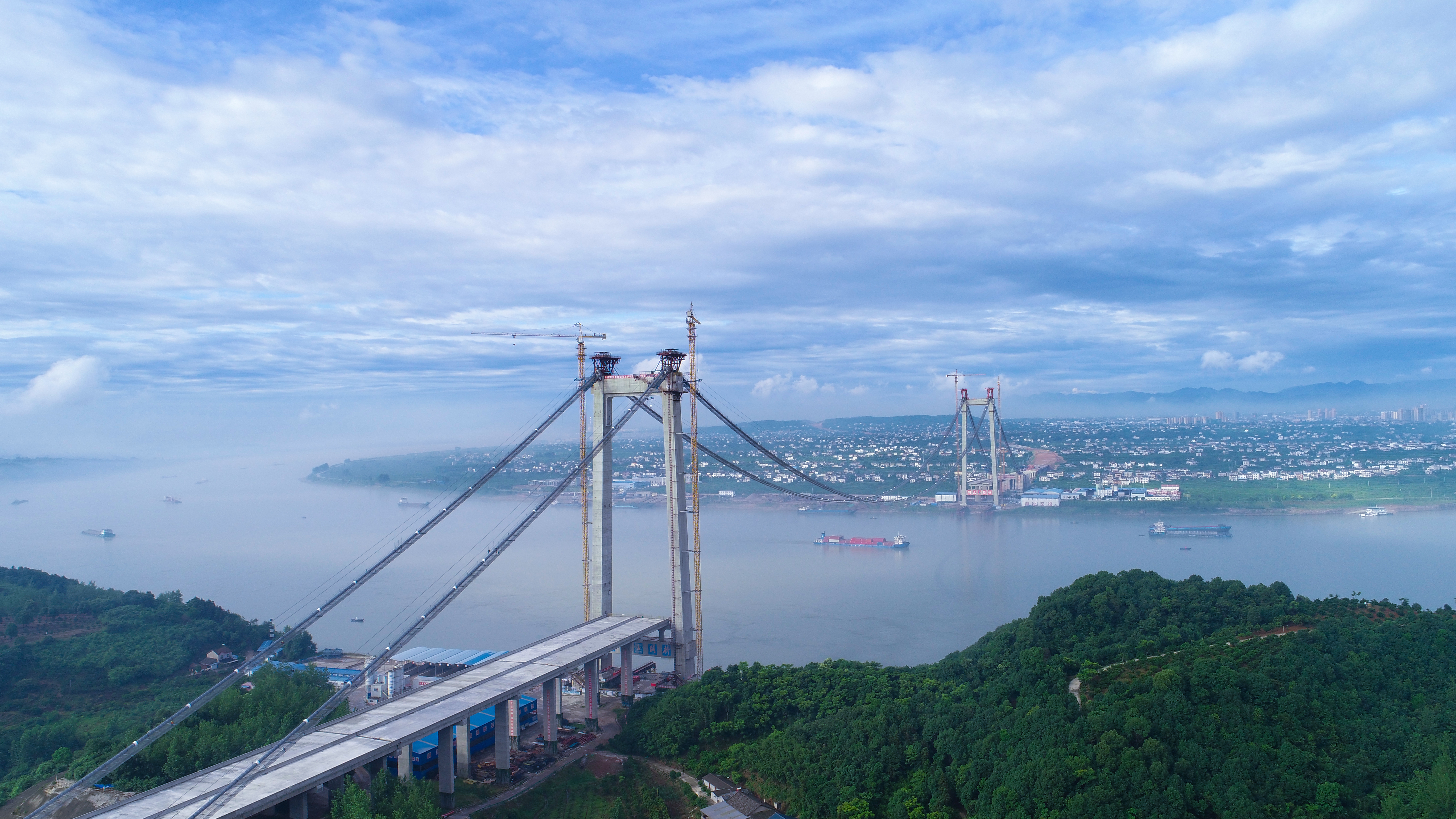 9���������󳤽���·������λ�ں���ʡ�˲��е�һ������1000m˫���������������������Խ���������ӱ�����֦���а�������ϰ����˶���½�ǽֵ����Ǻ������ٹ�·�˲����żҽ�εĿ����Թ�����Ҳ�Ǻ���ʡ753�Ǽܹ�·���мƻ���6����Ҫ��ɲ�������Ŀ��2016��11��15�տ���������Ԥ��2020��10��ͨ���� (2).JPG