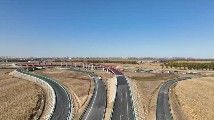 ϲ��ح���ڸ����ٻ�ƽ�����ء���