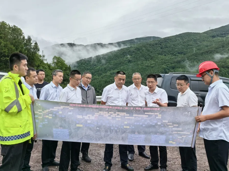 �Ĵ�pg�齫����app������ίίԱ��pg�齫����app�������ŵ�ί��ǡ����³��ź�����ʡ��204��ŵˮ�����Ŀ��չ��������