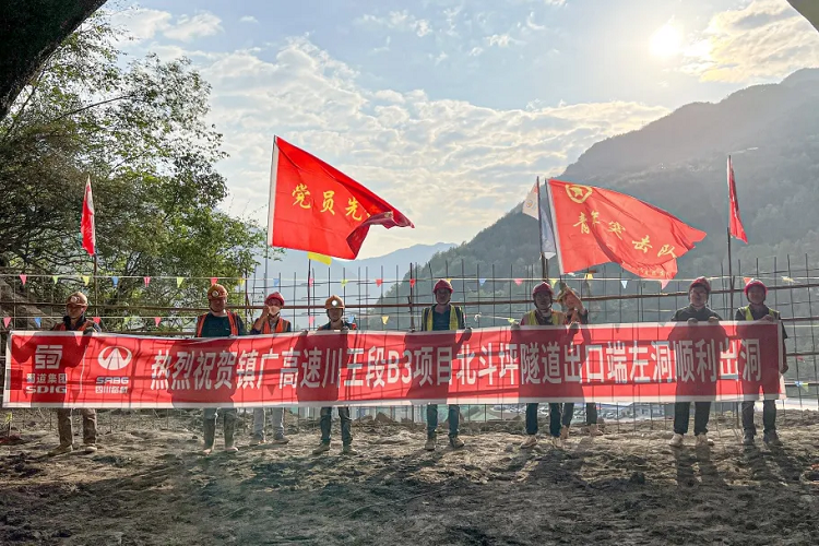 ��Ŀ��̬ | �����ٴ�����B3��Ŀ����ƺ�������ڶ���˳������